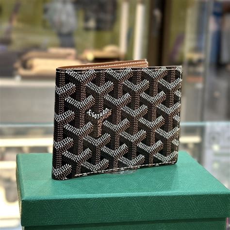 goyard victorie wallet|Goyard victoire wallet price.